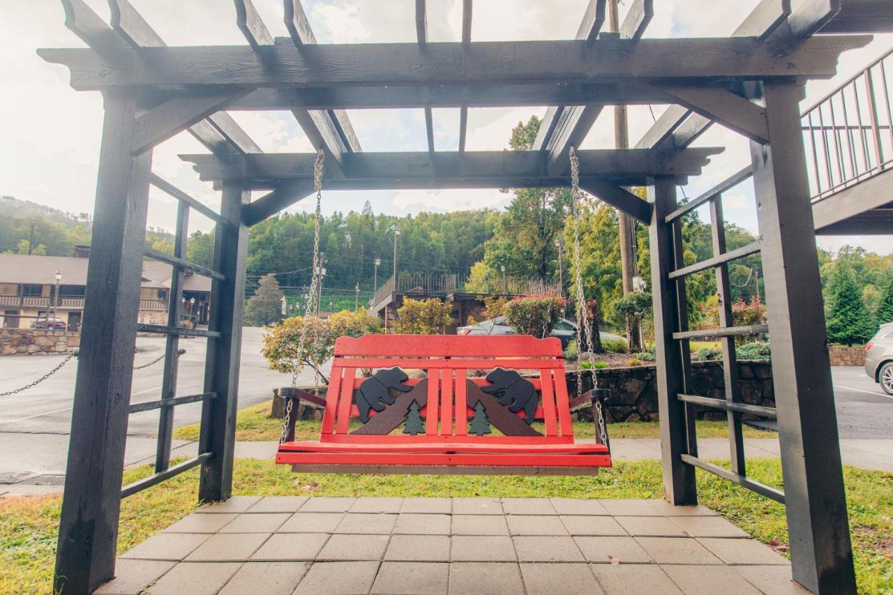 Brookside Lodge Gatlinburg Exterior photo